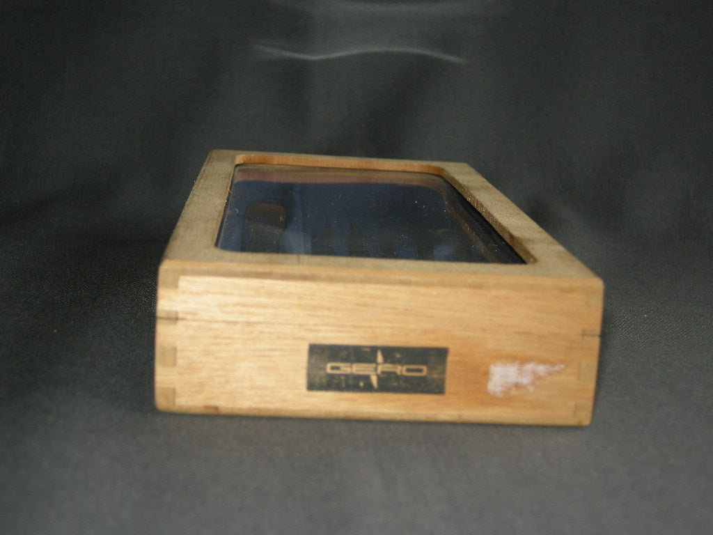 Gero Zilmeta model 718 puntfilet fruitmesjes 15,5 cm. in houten kistje
