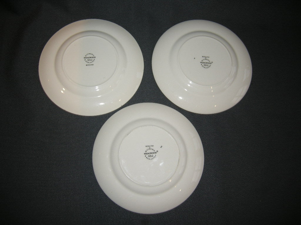 Wedgwood Rosalind gebaksbordjes O16 cm. spikkeltjes