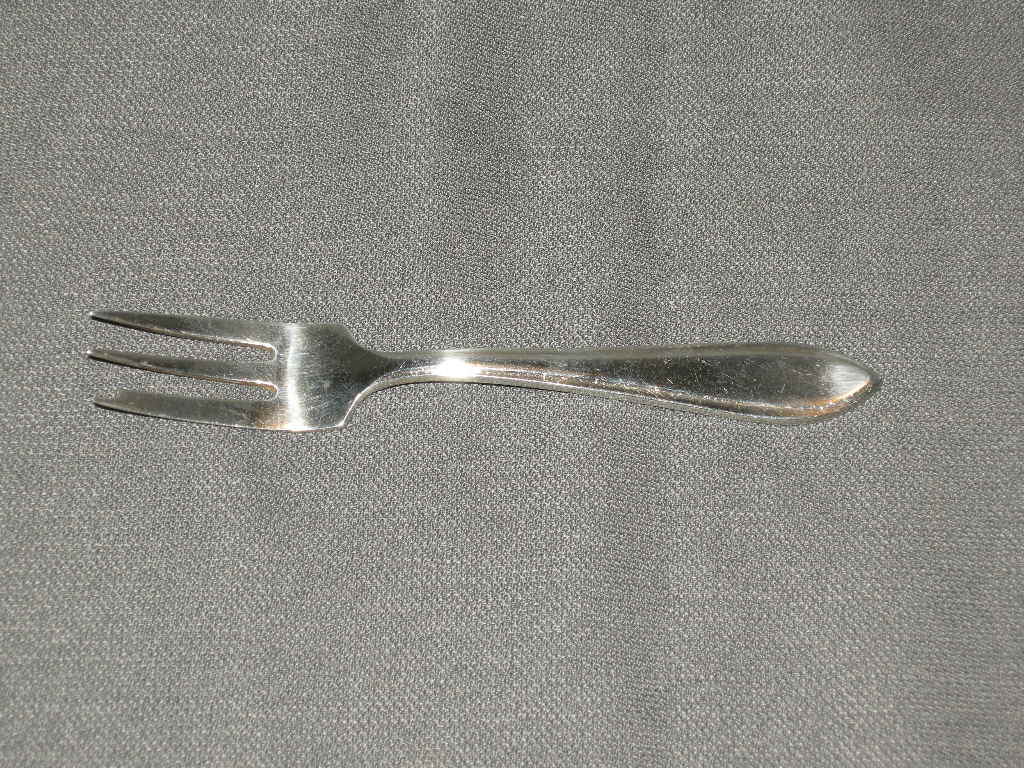 Sola verzilverd model 430 puntfilet gebaksvorkje