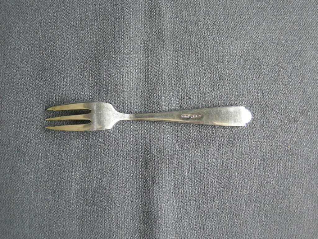 Gero Zilmeta model 573 Stropdas gebaksvorkjes 11,5 cm.