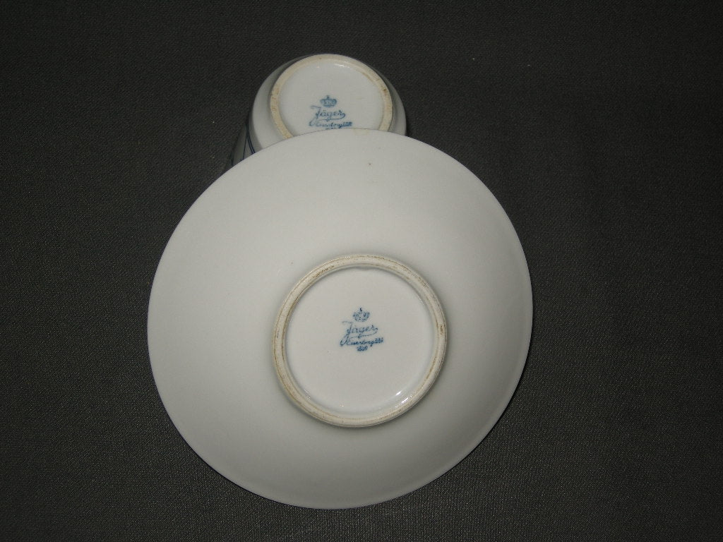 Jäger Blau Saks koffiekop & schotel O8 hoogte 8 cm. diepe schotel 14 cm.