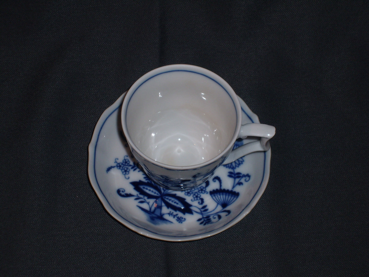 Oscar Schaller & Co. Bavaria. Zwiebelmuster koffiekop & schotel