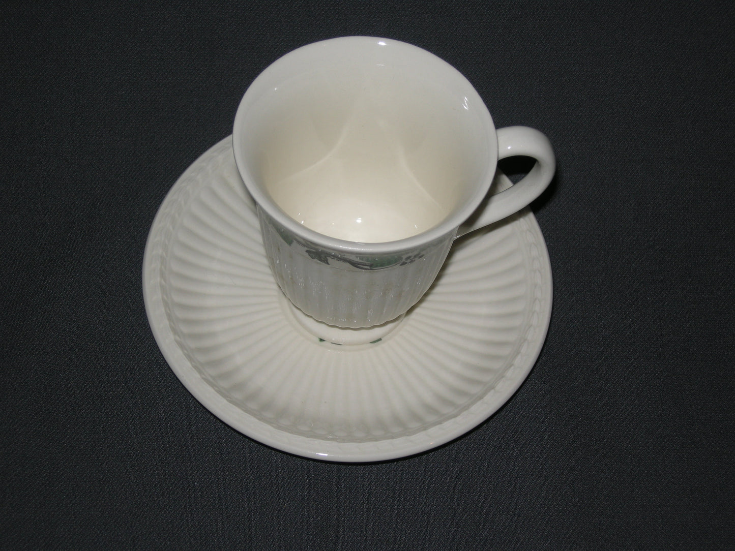 Wedgwood Stratford koffiekop & schotel hoog