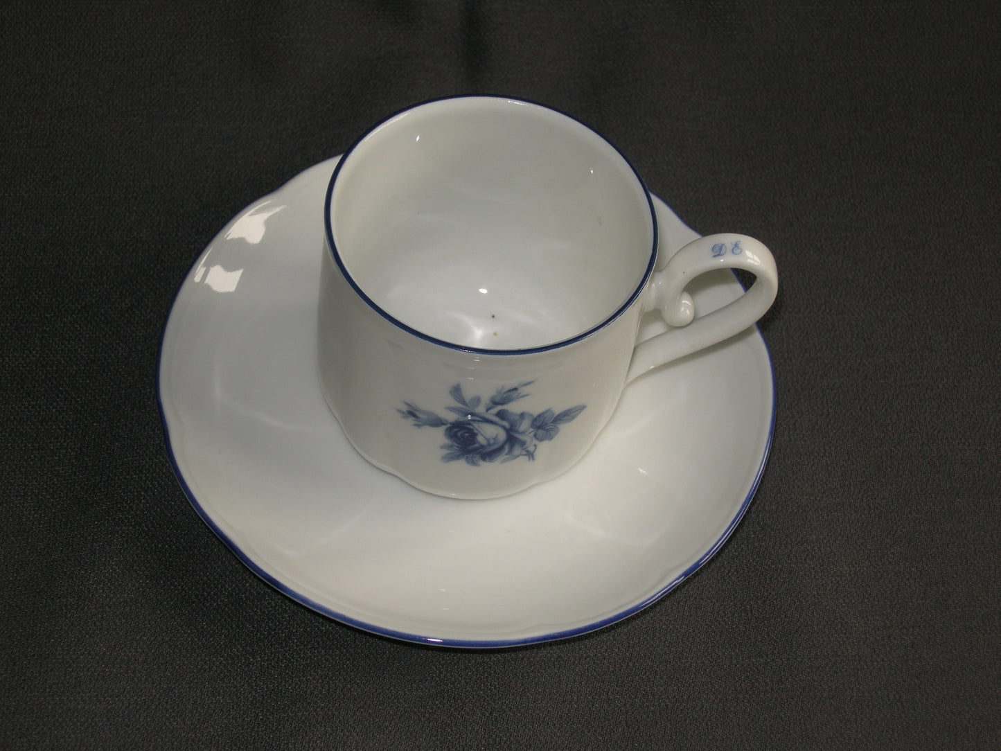 Seltmann & Weiden spierwit met blauwe bloem (D.E.) kop & schotel