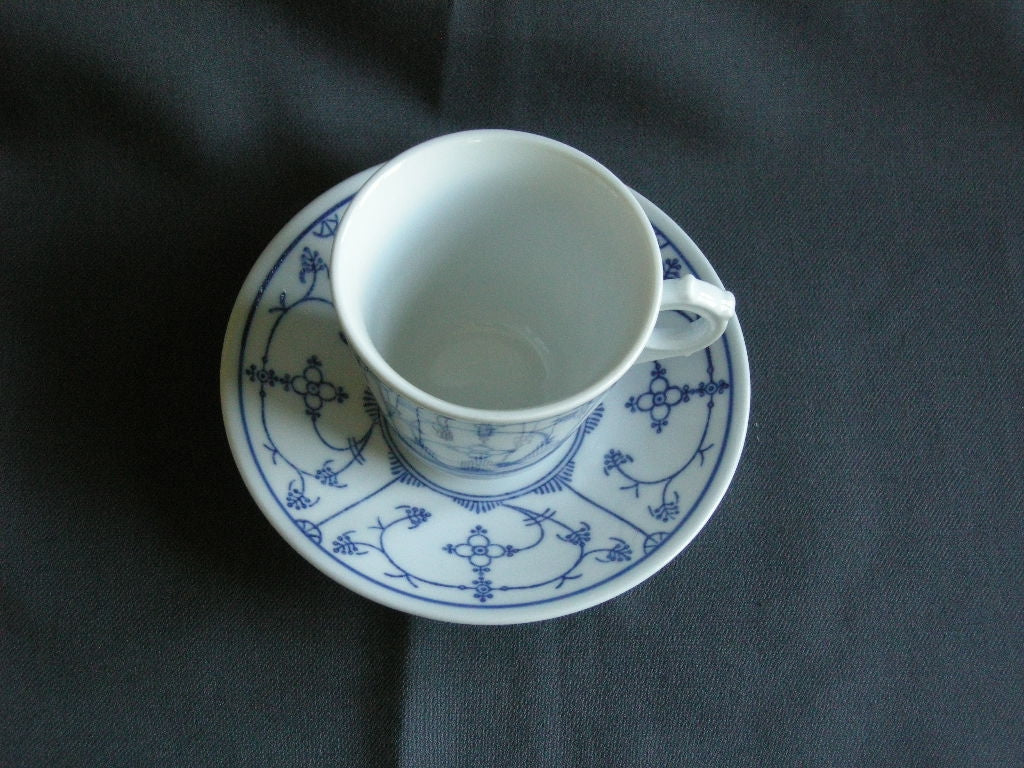 Jäger Blau Saks koffiekop & schotel O8 platte schotel