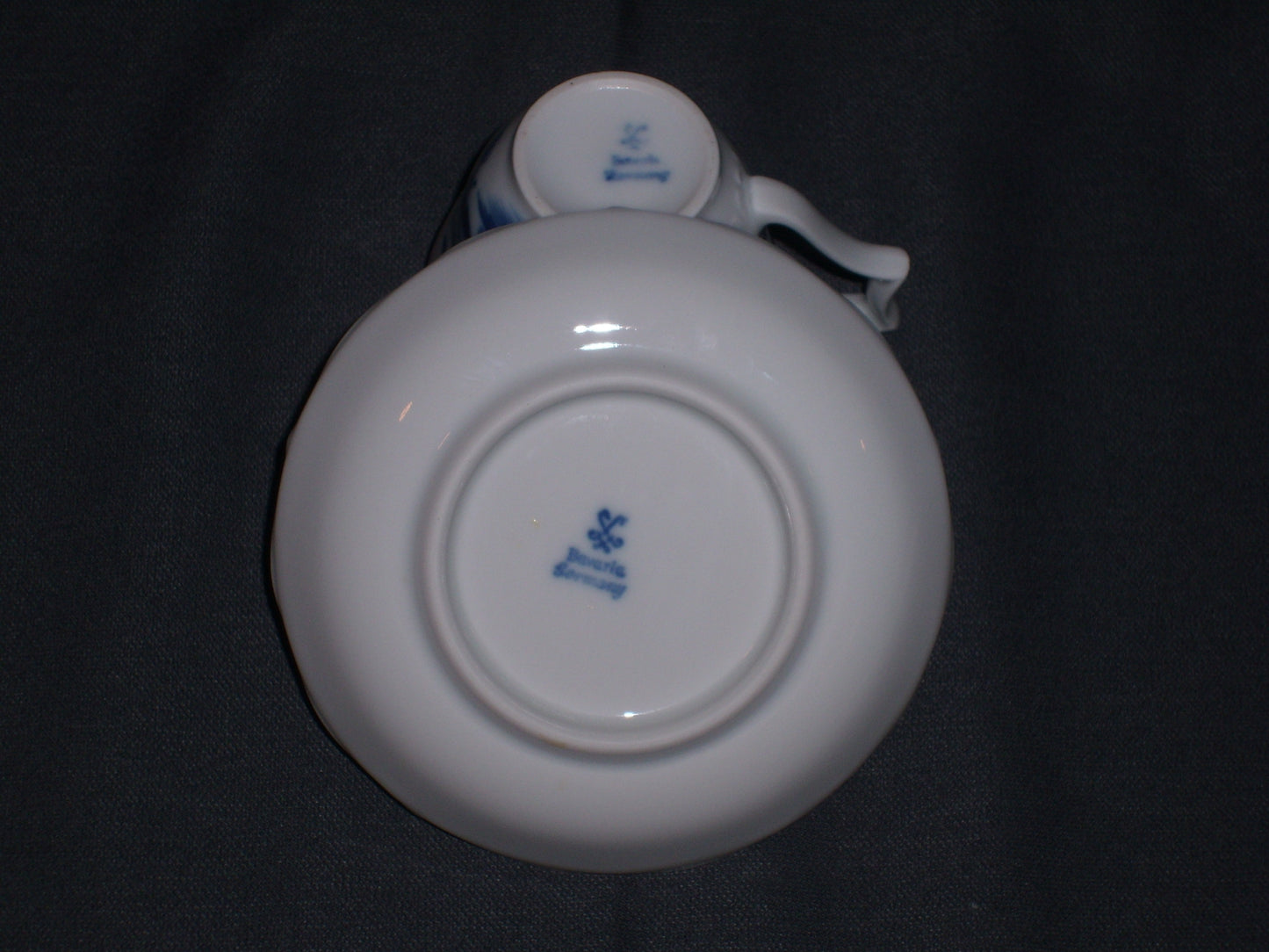 Oscar Schaller & Co. Bavaria. Zwiebelmuster koffiekop & schotel