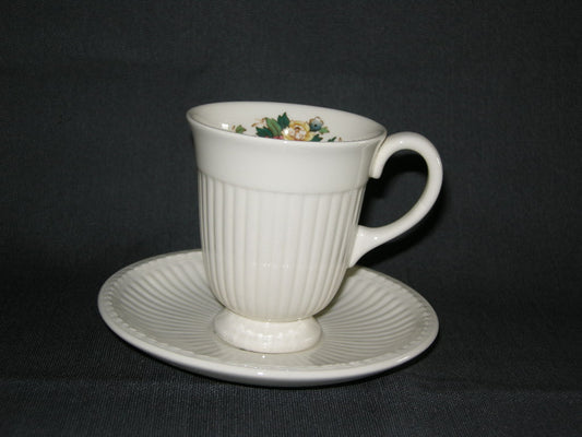 Wedgwood Conway koffiekop & schotel hoog