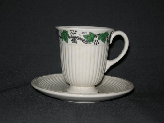 Wedgwood Stratford koffiekop & schotel hoog