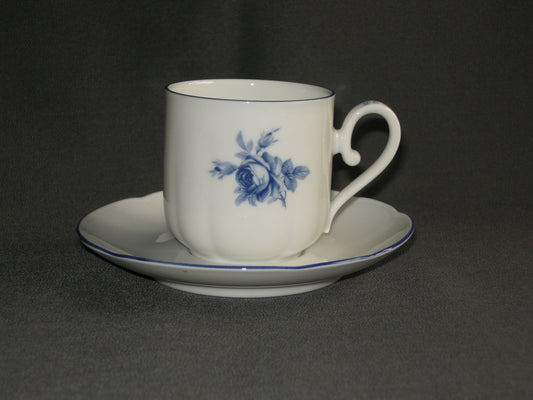 Seltmann & Weiden spierwit met blauwe bloem (D.E.) kop & schotel