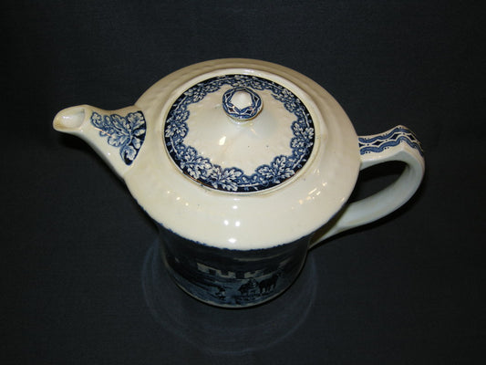 Societé Ceramique Boerenhoeve blauw koffiepot met restauratie