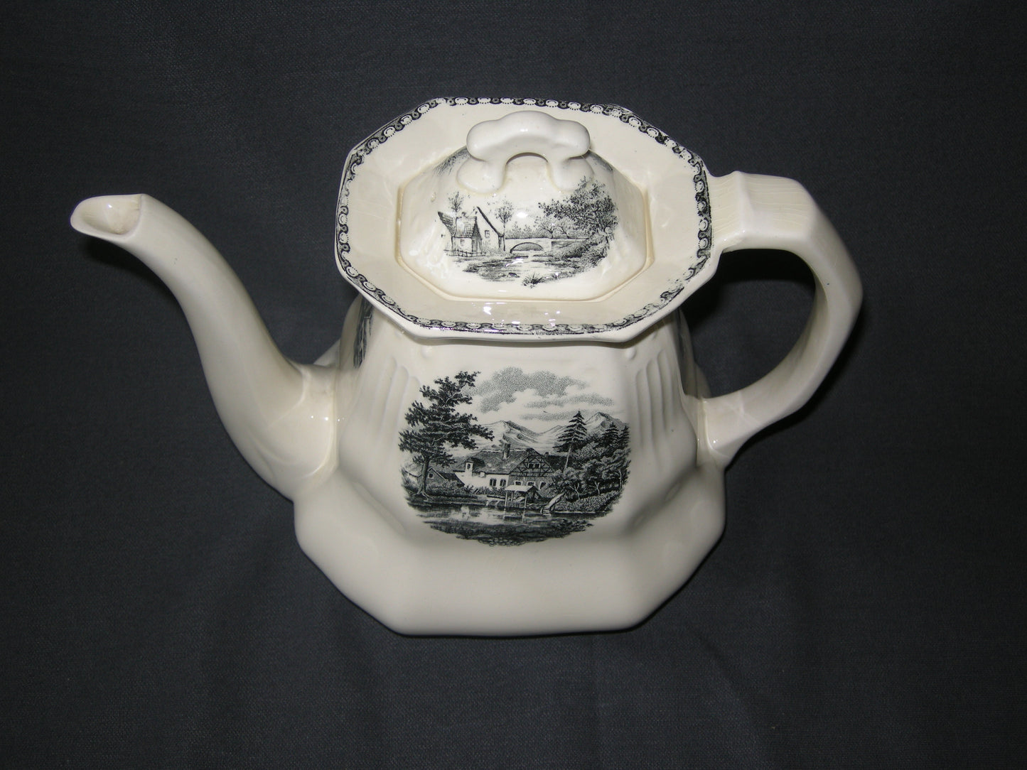 Societe Ceramique Landschap koffiepot