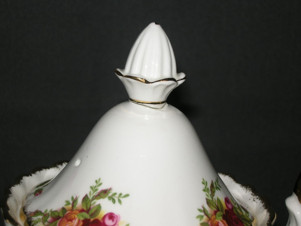 Royal Albert Old Country Roses koffiepot groot met beschadiging