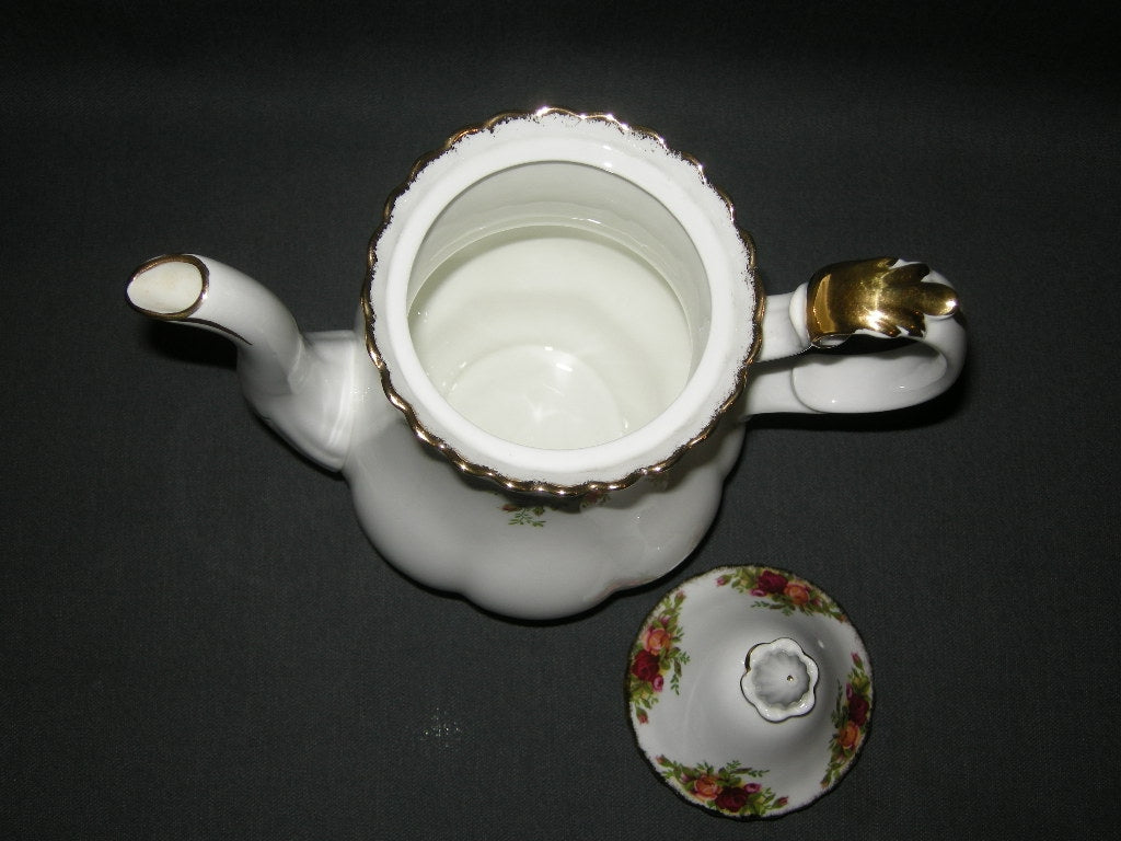Royal Albert Old Country Roses koffiepot groot met beschadiging