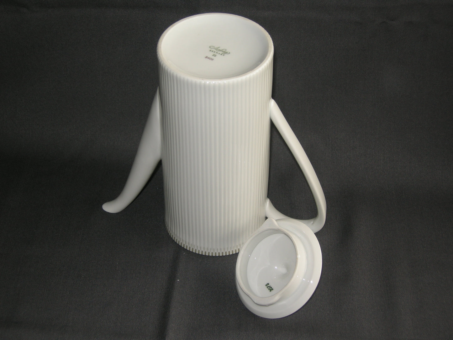 Arzberg Cannelee wit met bruin / grijs decorrandje koffiepot