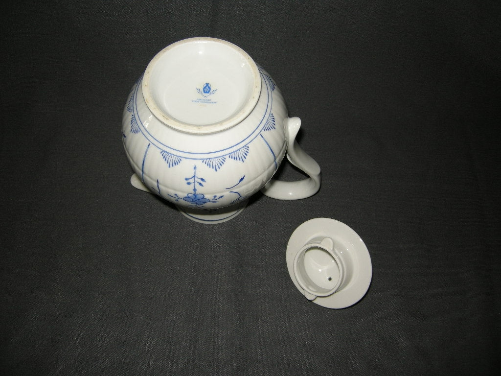 August Warnecke Friesisch Blau koffiepot
