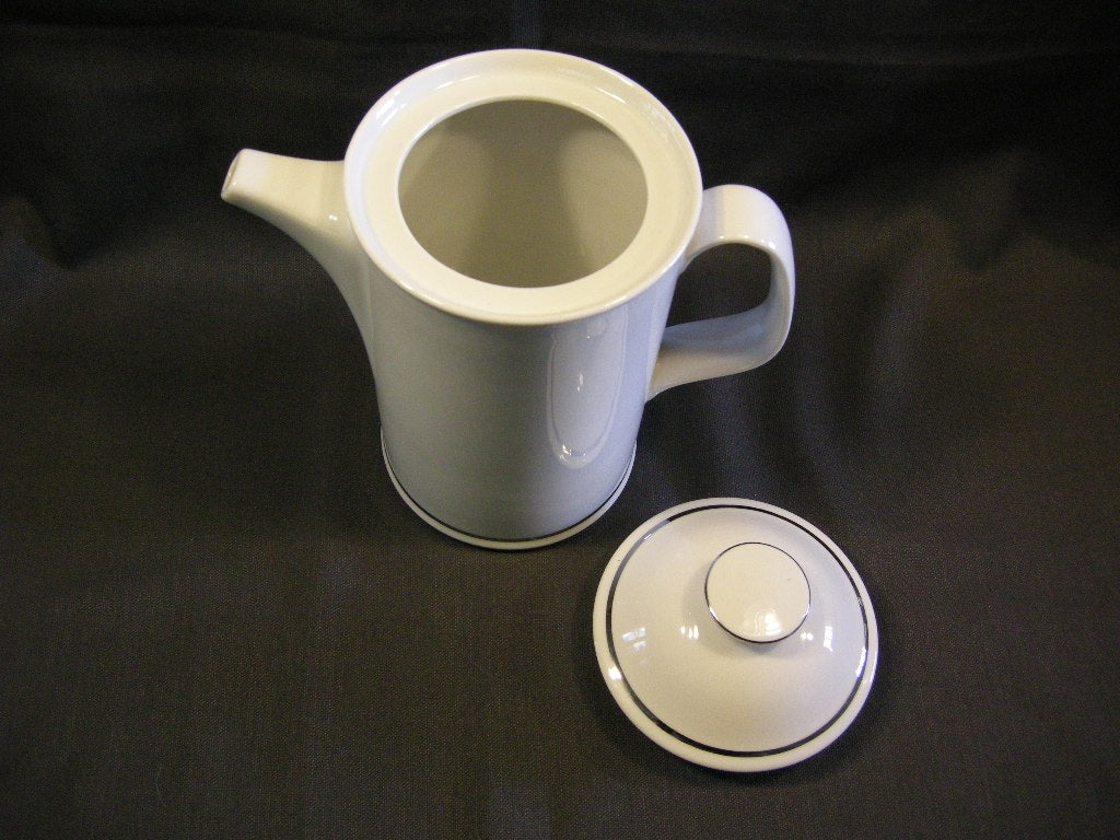 Arzberg spierwit met zilverkleurige rand koffiepot