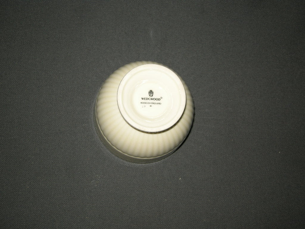 Wedgwood Edme plain kommetje O8 cm.