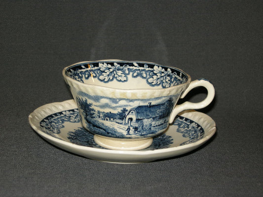 Societé Ceramique Boerenhoeve blauw kop & schotel met verkleuring + lichte beschadiging