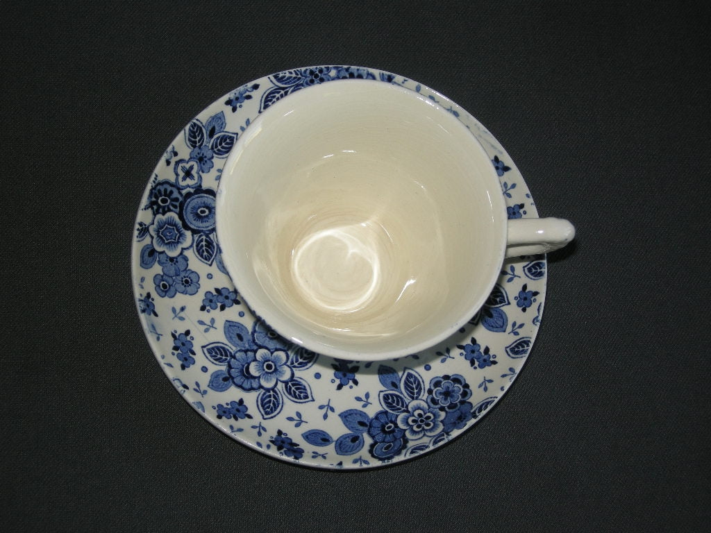 Societe Ceramique Beatrix koffiekop & schotel bloemkooloor met lichte craquelé