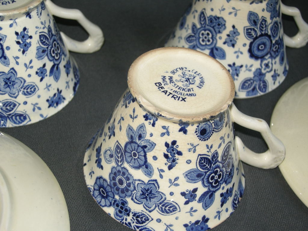 Societe Ceramique Beatrix koffiekop & schotels bloemkooloor met min. beschadiging