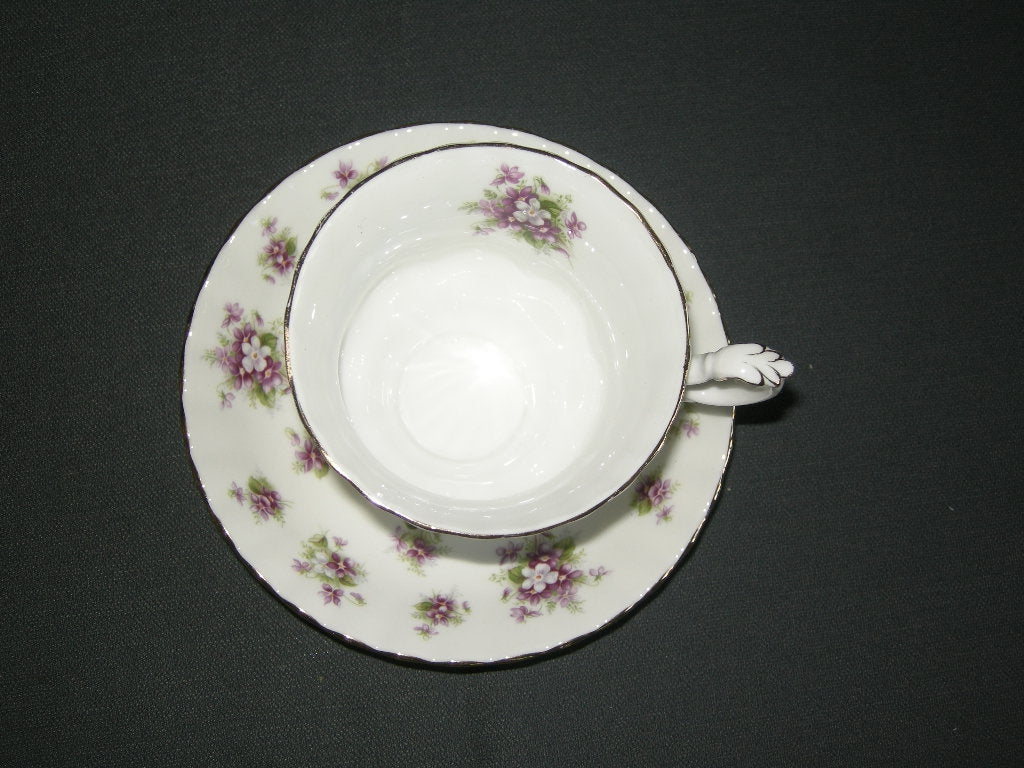 Royal Albert Sweet Violets kop & schotel groot