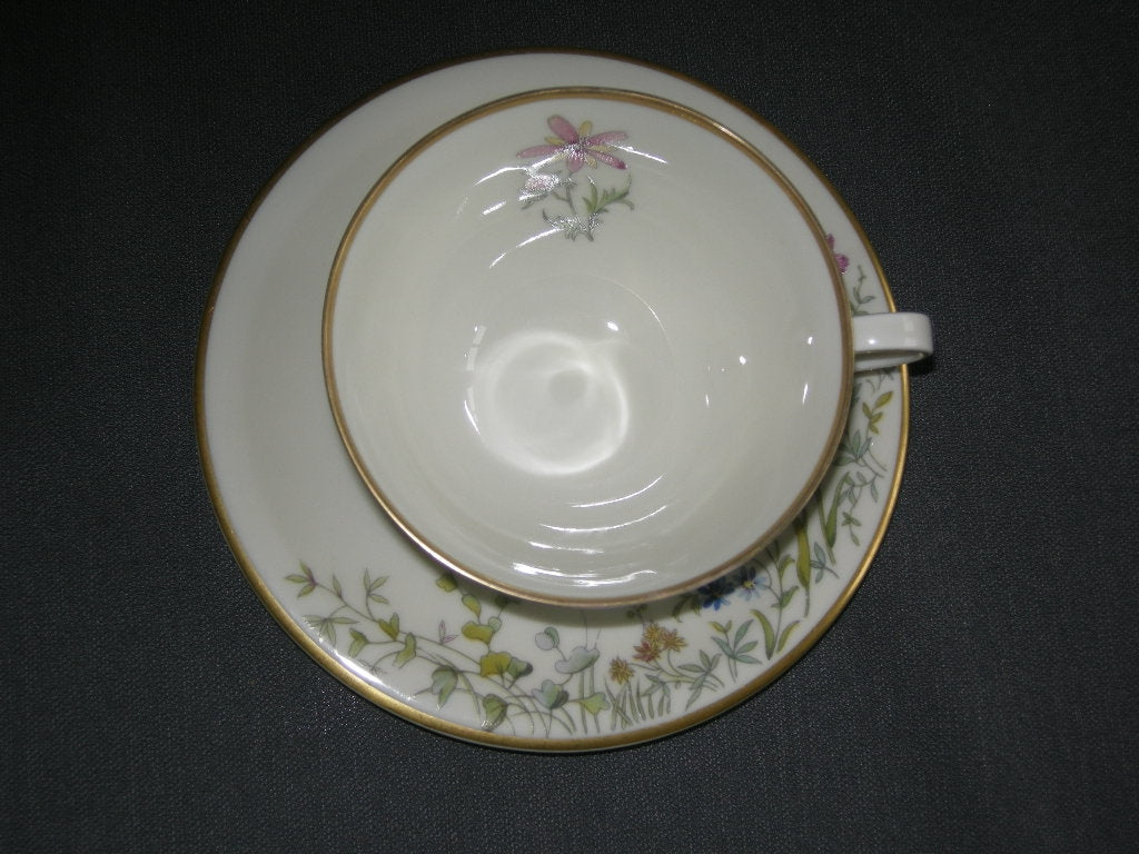 Krautheim Wiesengrund & Bergeshoh'n kop & schotel O10 décor L