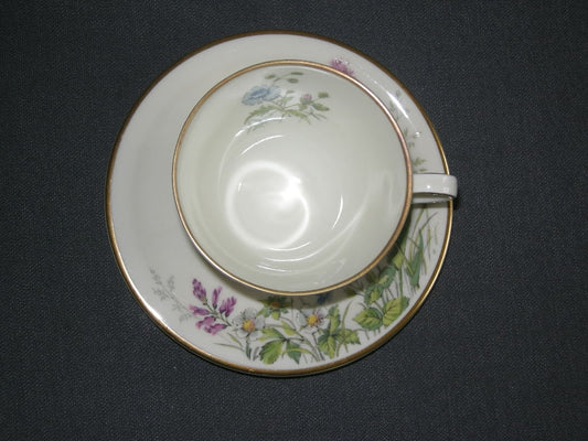 Krautheim Wiesengrund & Bergeshoh'n kop & schotel O8 décor G