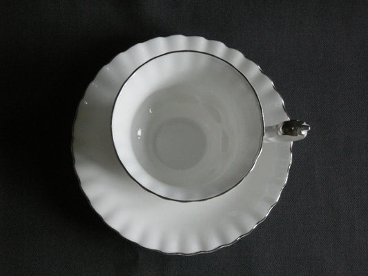 Royal Albert Chantilly kop & schotel O8,7 cm.