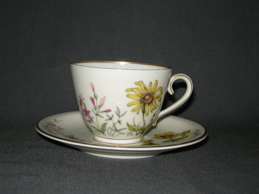 Krautheim Wiesengrund & Bergeshoh'n kop & schotel O8 décor J
