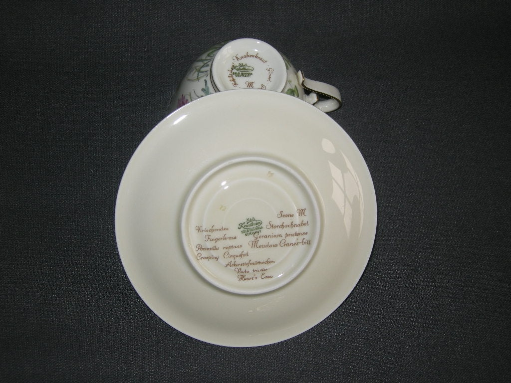 Krautheim Wiesengrund & Bergeshoh'n kop & schotel O8 décor M
