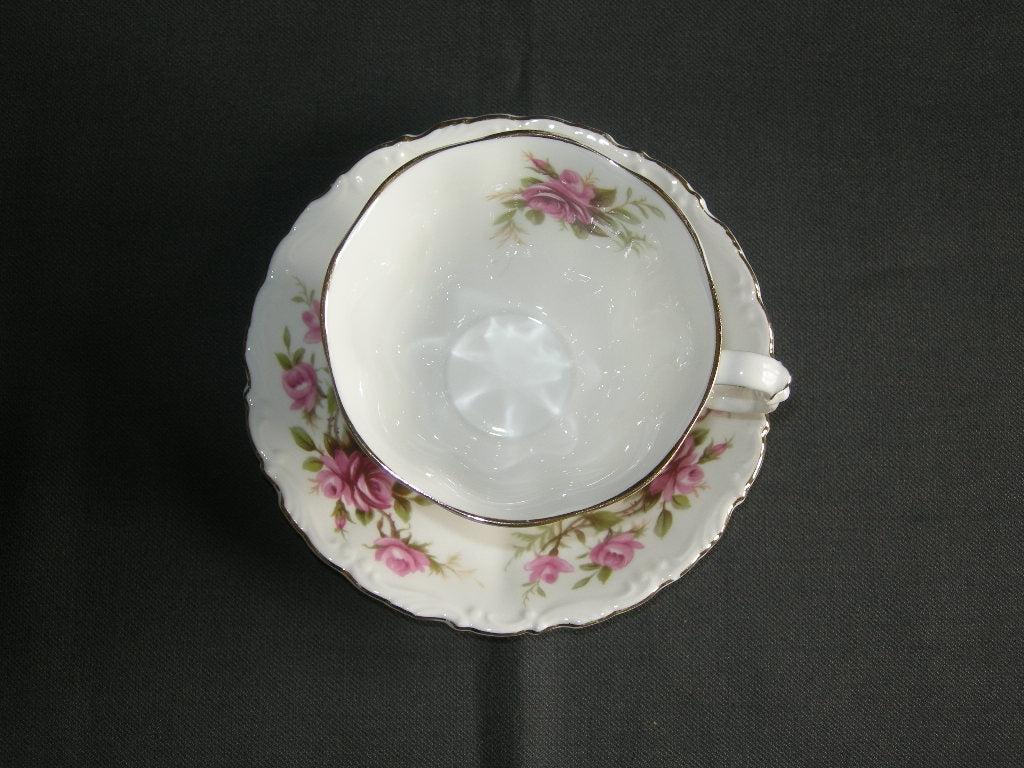 Royal Albert Romance kop & schotel