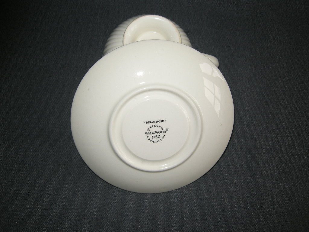Wedgwood Briar Rose kop en schotel O9 cm.