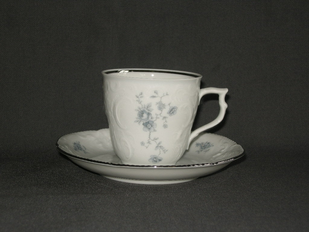 Rosenthal Sanssouci spierwit met blauw / grijze bloemetjes koffiekop & schotels minimaal beschadigd
