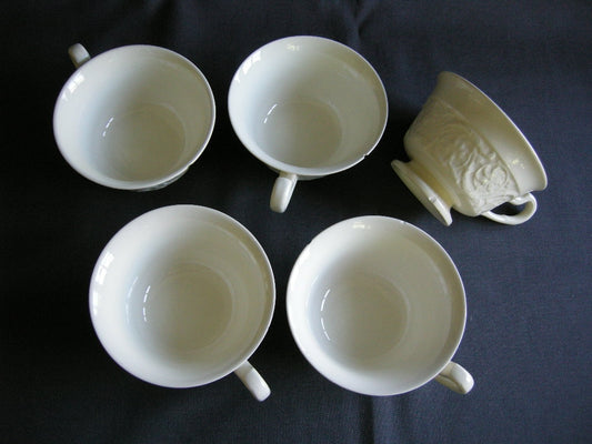 Wedgwood Patrician kop & schotels O10 cm. met lichte beschadiging