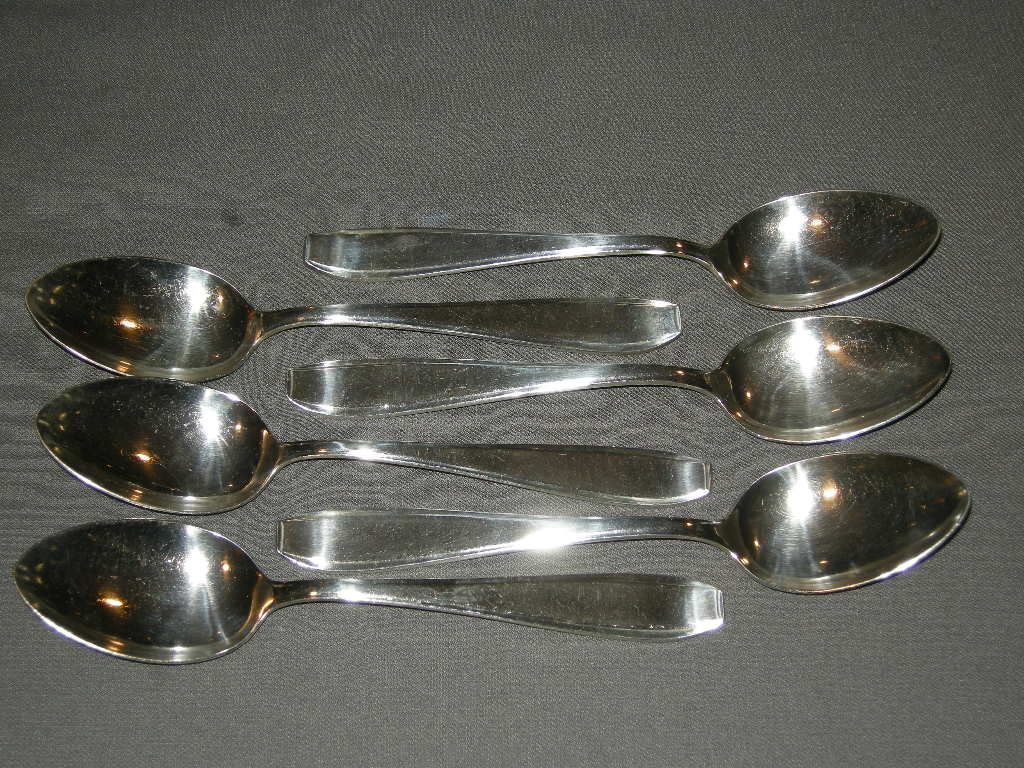 Sola verzilverd model 1640 lepels 20,5 cm.
