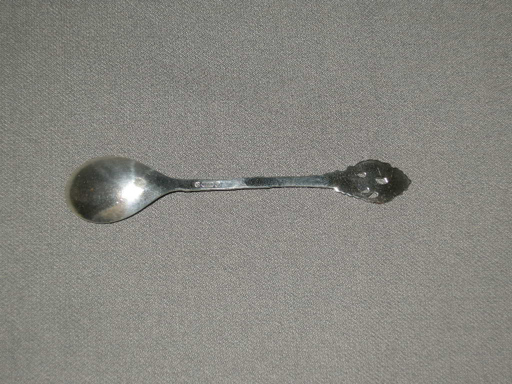 Gero verzilverd model 637 koffielepeltje