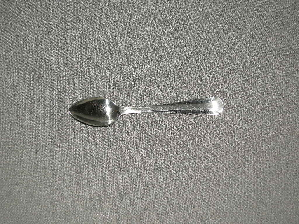 Sola edelstaal model 1400 Hetty likeurlepeltjes 9 cm. in originele doos