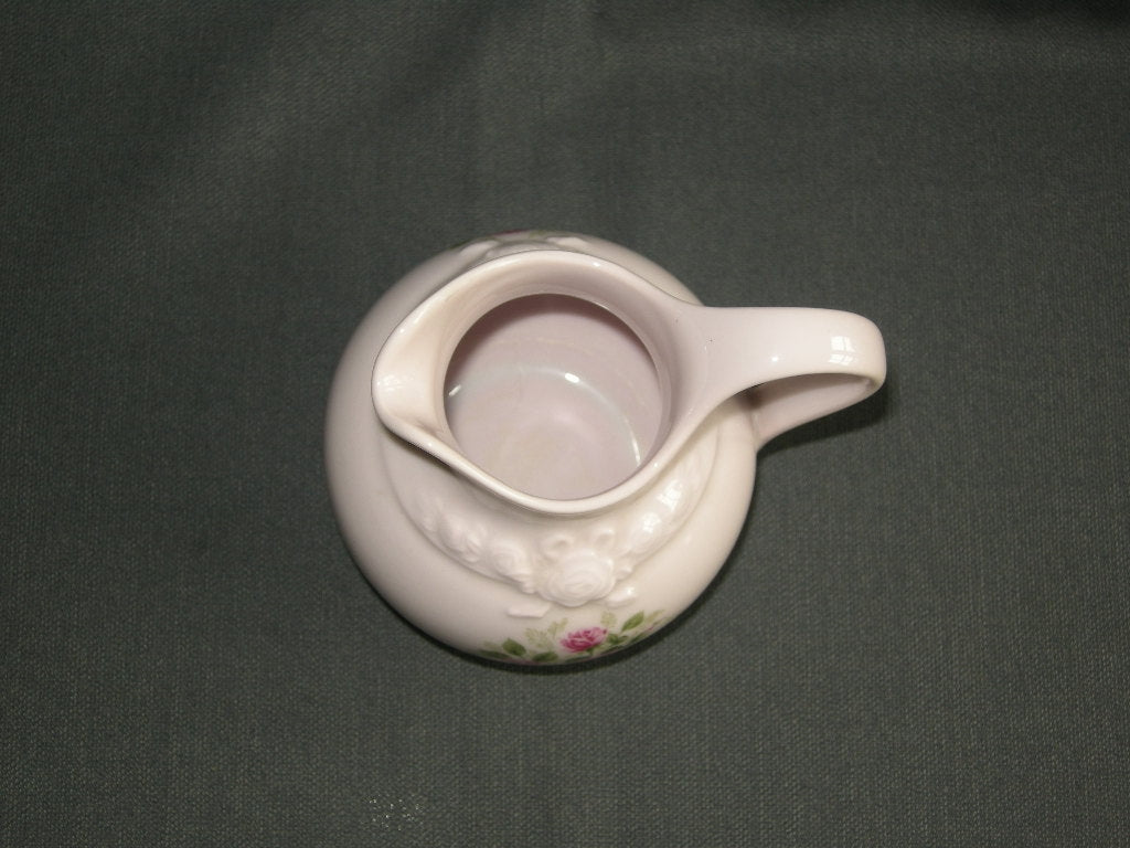 Hütschenreuther Porcelaine Rose decor kleine rozen melkkannetje