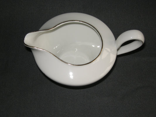 Johann Haviland W885 model Raymond Loewy melkkannetje