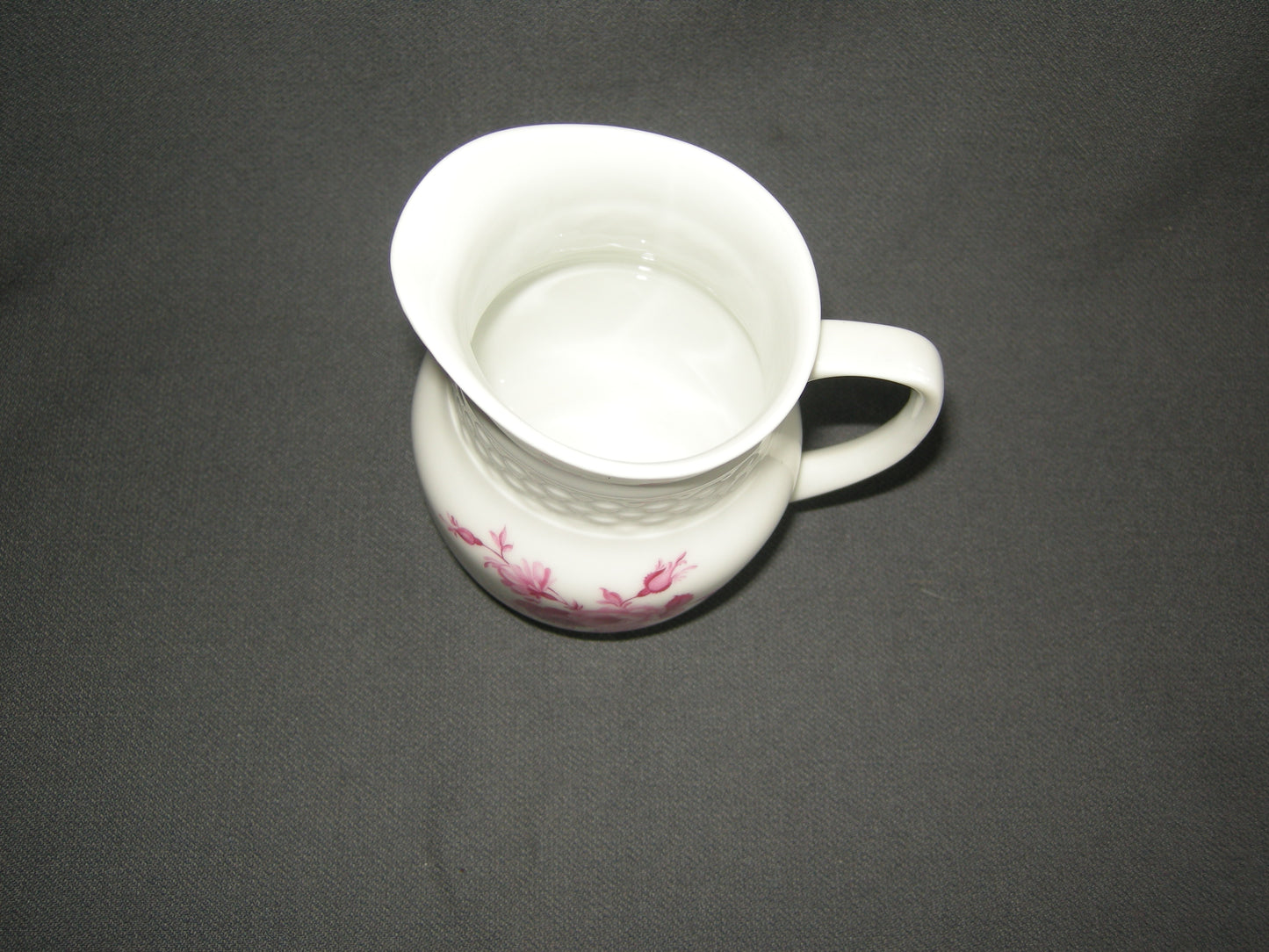 Hutschenreuther Tradition rose melkkannetje