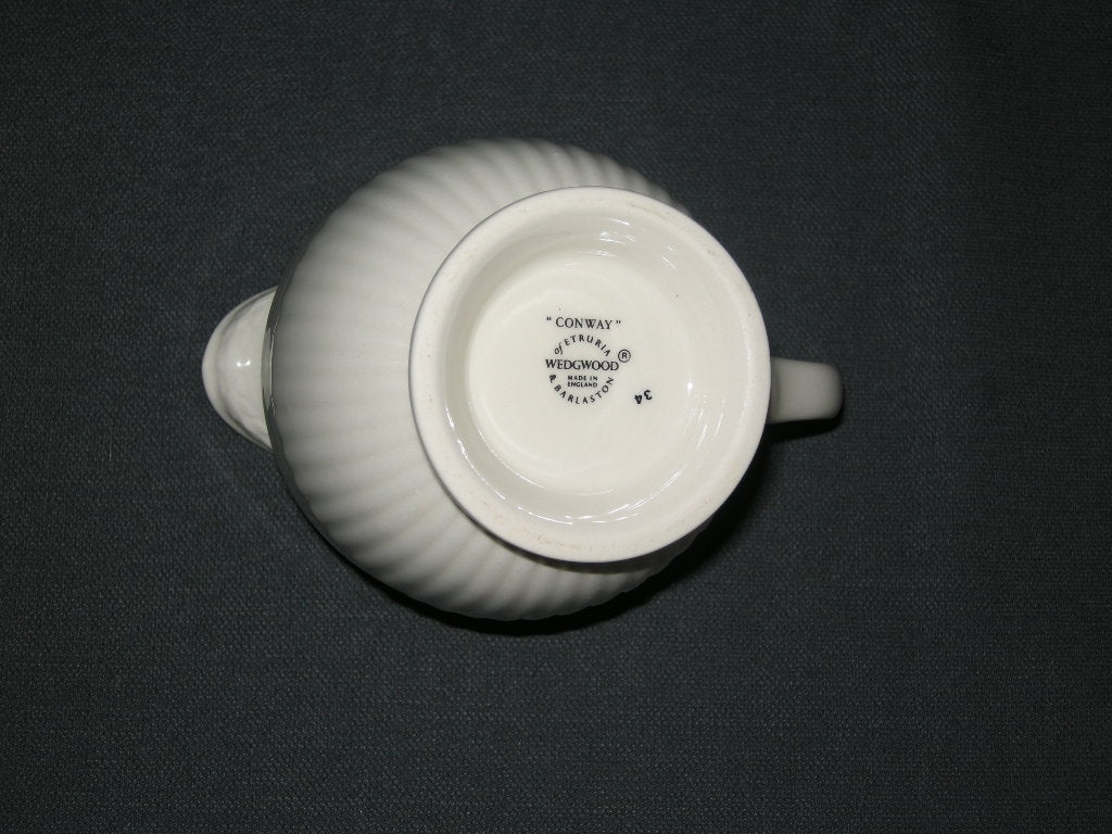 Wedgwood Conway melkkannetje