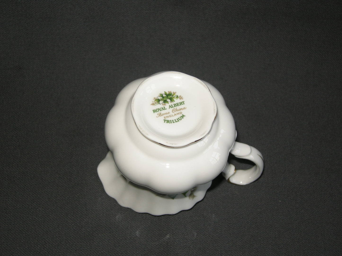 Royal Albert Trillium melkkannetje
