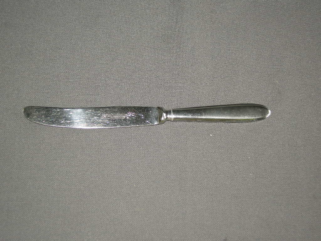 Gero Zilmeta model 718 puntfilet messen 21 cm. glad