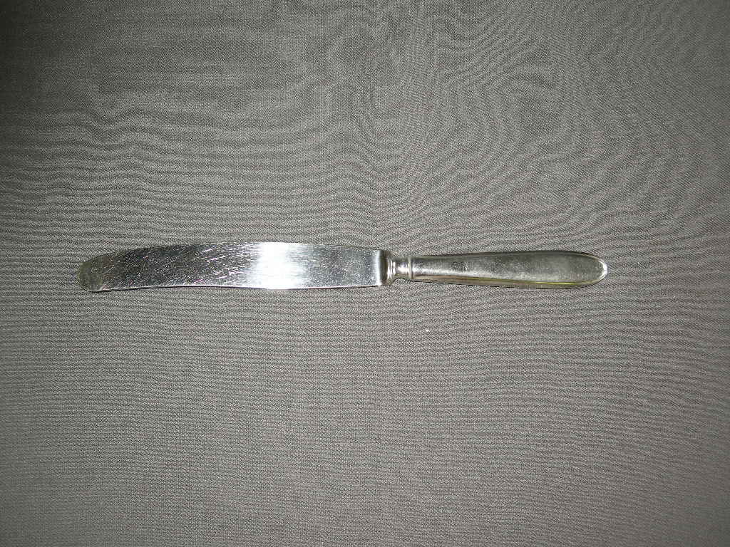 Gero Zilmeta model 718 puntfilet mes 23,5 cm. glad