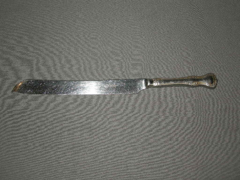 Gero Zilmeta model 528 Menuet broodmes 31 cm.
