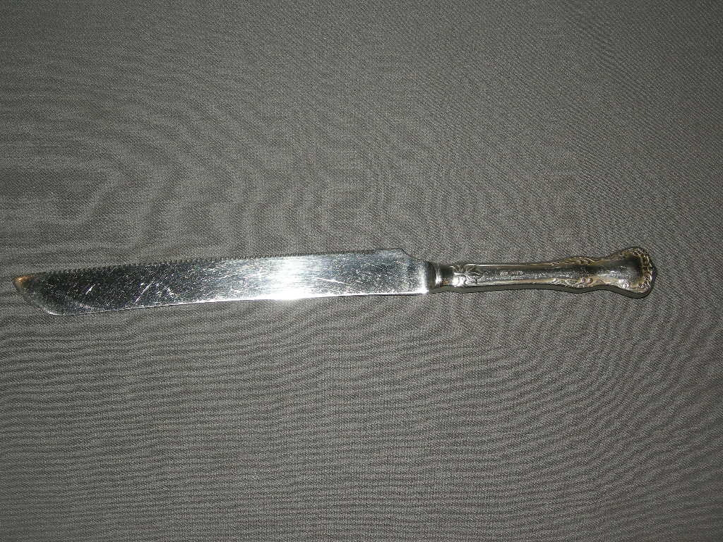 Gero Zilmeta model 528 Menuet broodmes 31 cm.