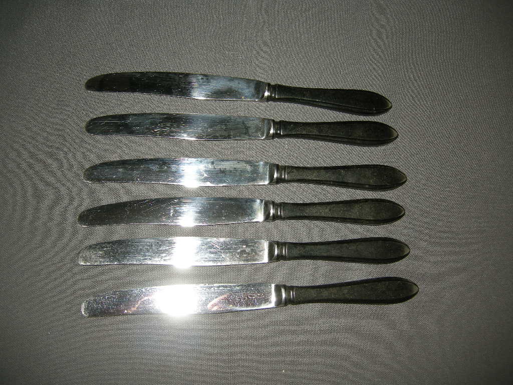 Gero Zilmeta model 718 puntfilet messen 24 cm. met bakeliet
