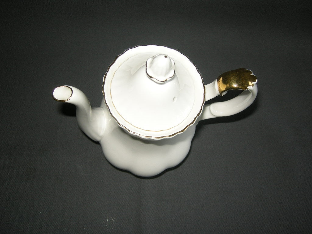 Royal Albert Val d'Or moccapotje