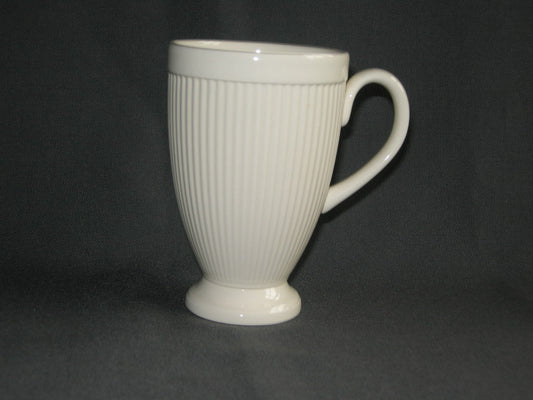 Wedgwood Windsor beker op voet