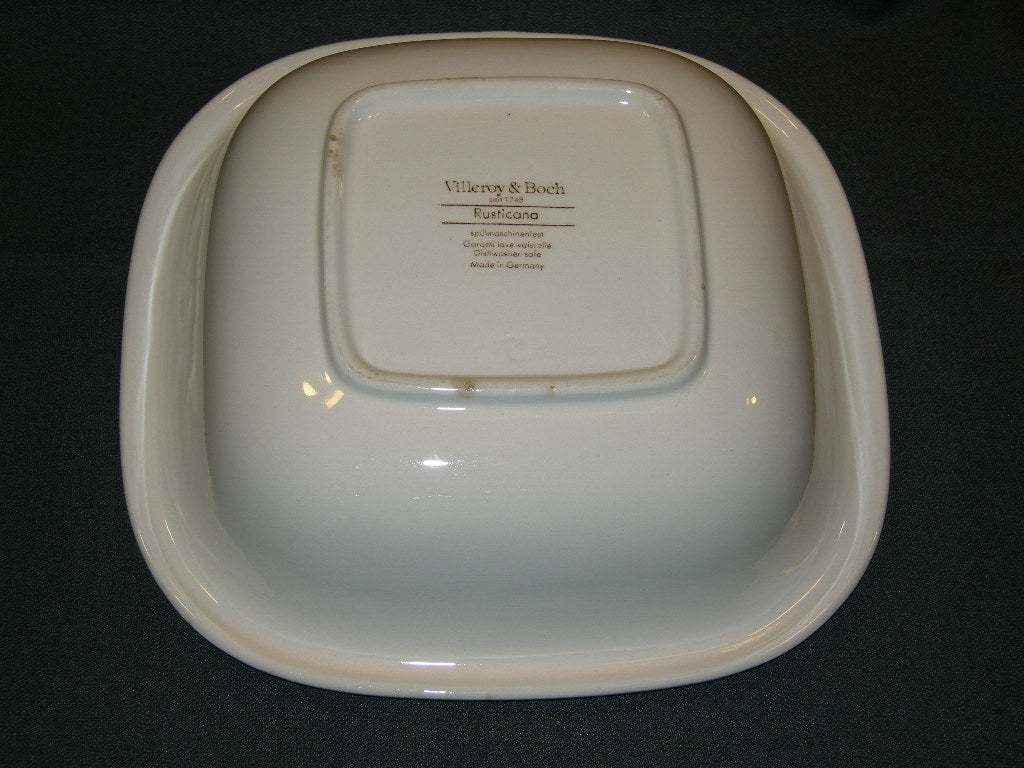 Villeroy & Boch Rusticana rood nestschaal 23 x 23 x 7 cm. met enkele bruine puntjes